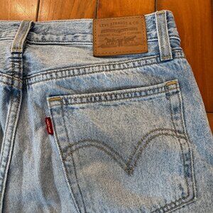 Levi's wedgie straight jeans (light wash)